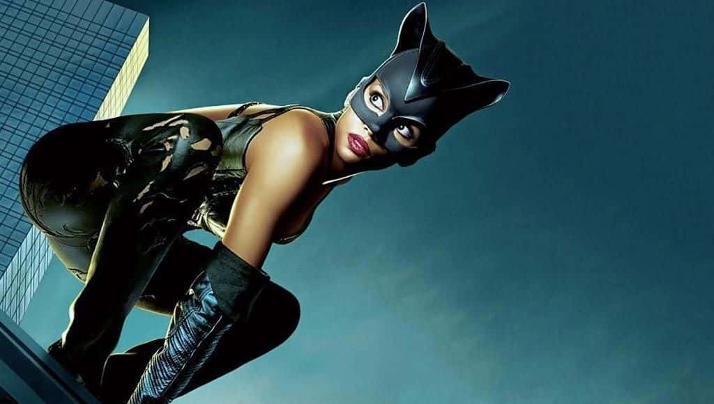فيلم Catwoman سنة 2004