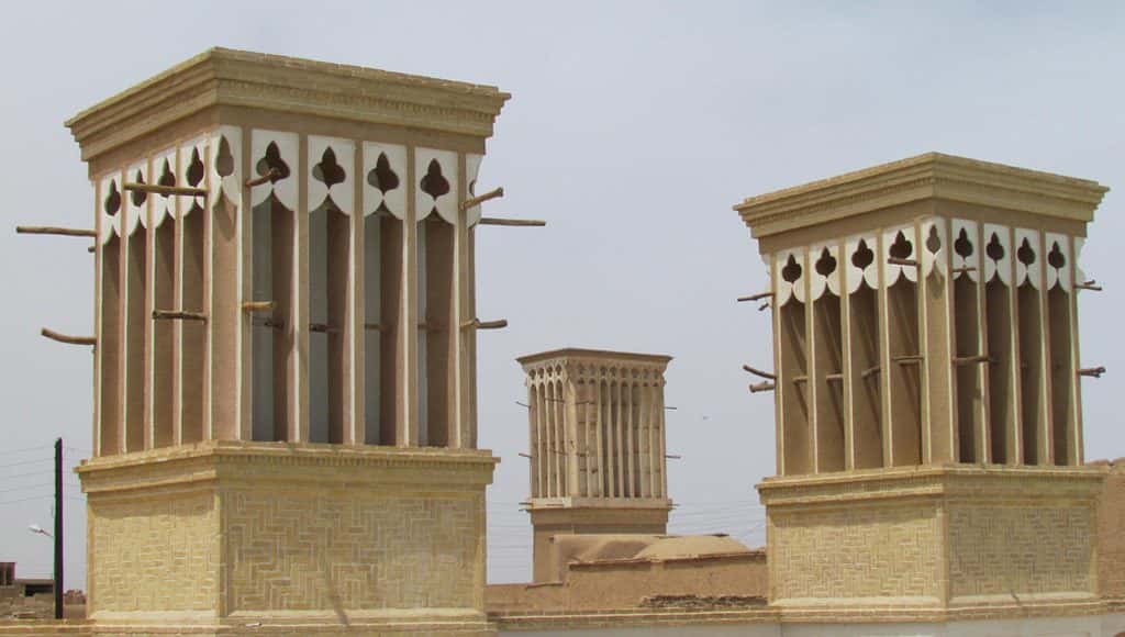 مبنى في إيران