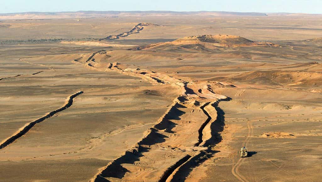 الجدار العسكري المغربي