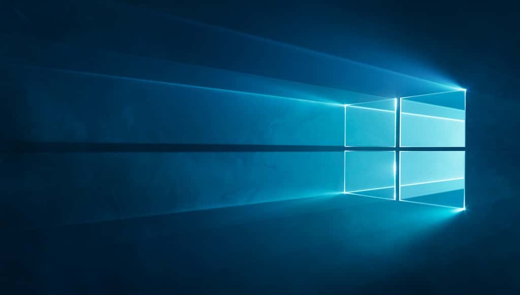 هل تعلم أن خلفية سطح المكتب المرفقة مع نظام تشغيل ويندوز Windows 10 هي صورة لنافذة حقيقية؟