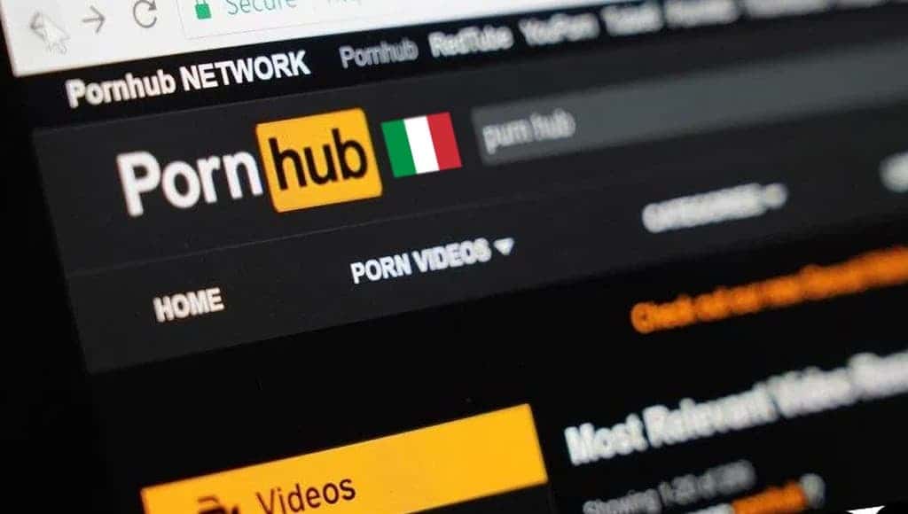 بورنهاب يمنح الإيطاليين الولوج لمحتوياته المدفوعة مجاناً خلال شهر مارس لملء فراغ الحجر الصحي