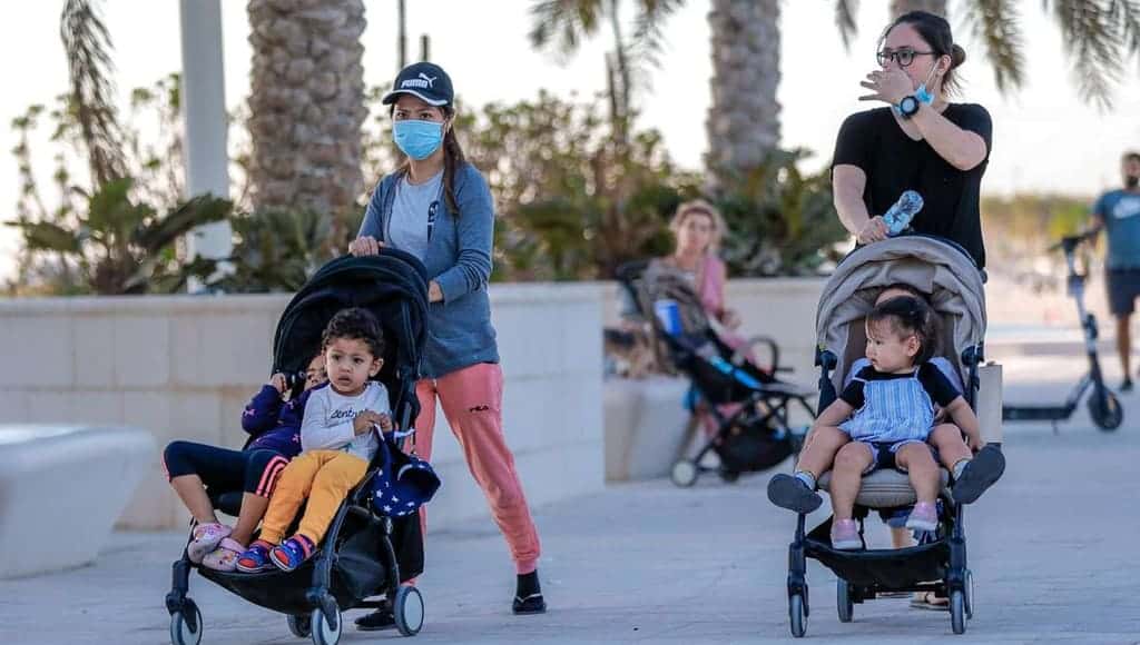 الإقامة في الإمارات العربية المتحدة