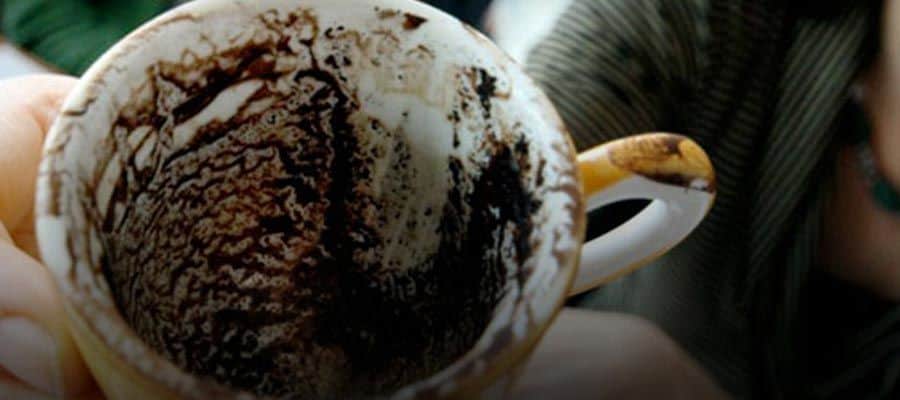 قراءة فنجان