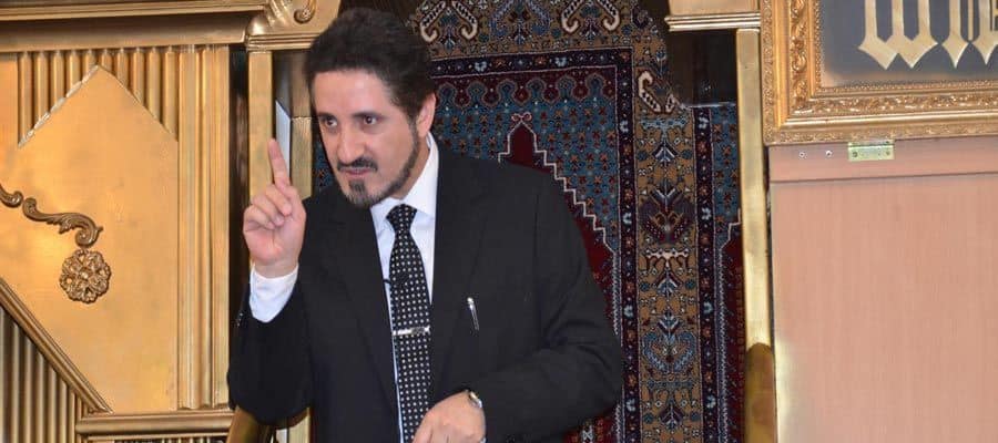 عدنان ابراهيم