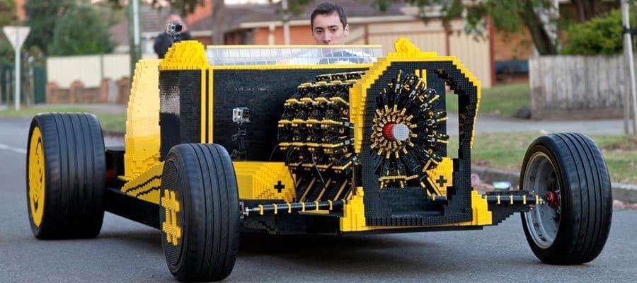 مشروع سيارة Super Awesome Micro Project