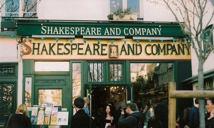 محل شكسبير والأصحاب Shakespeare and Company