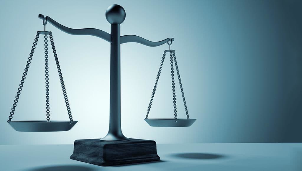 تطبيق القانون على الجميع وبسرعة