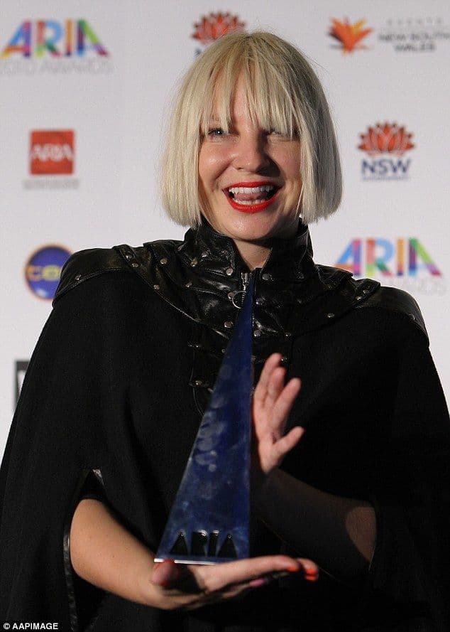 سيا Sia