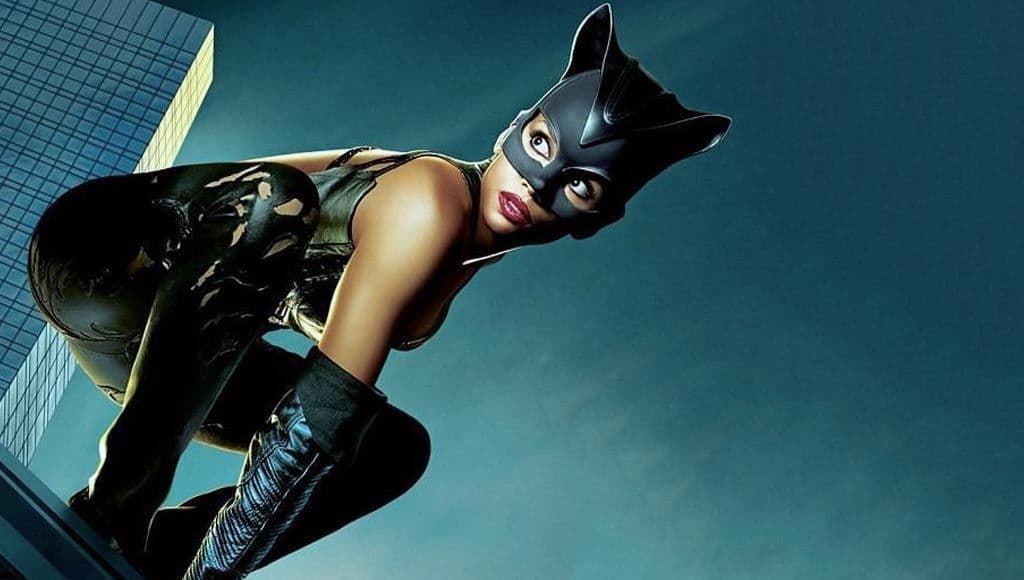 فيلم Catwoman سنة 2004