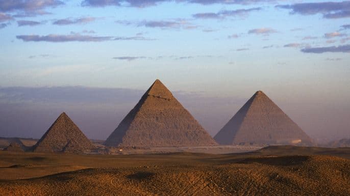 الأهرامات