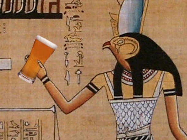 بناء الاهرامات بالبيرة