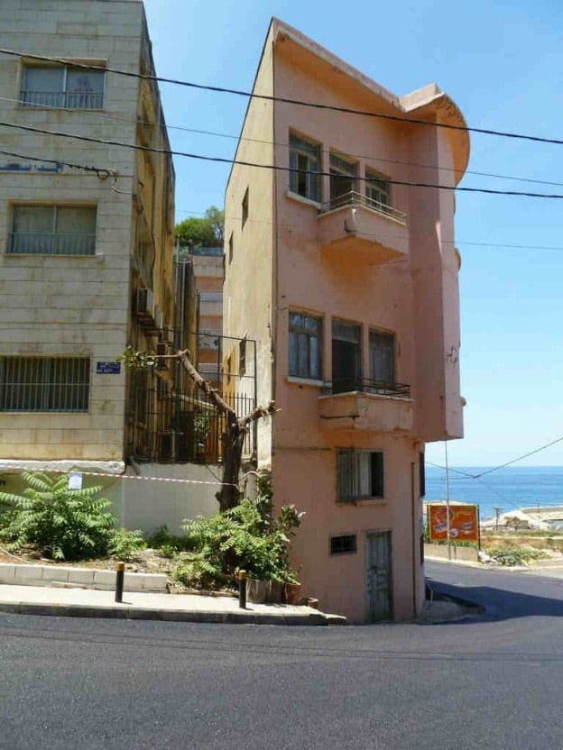 مبنى ”البعصة“ 