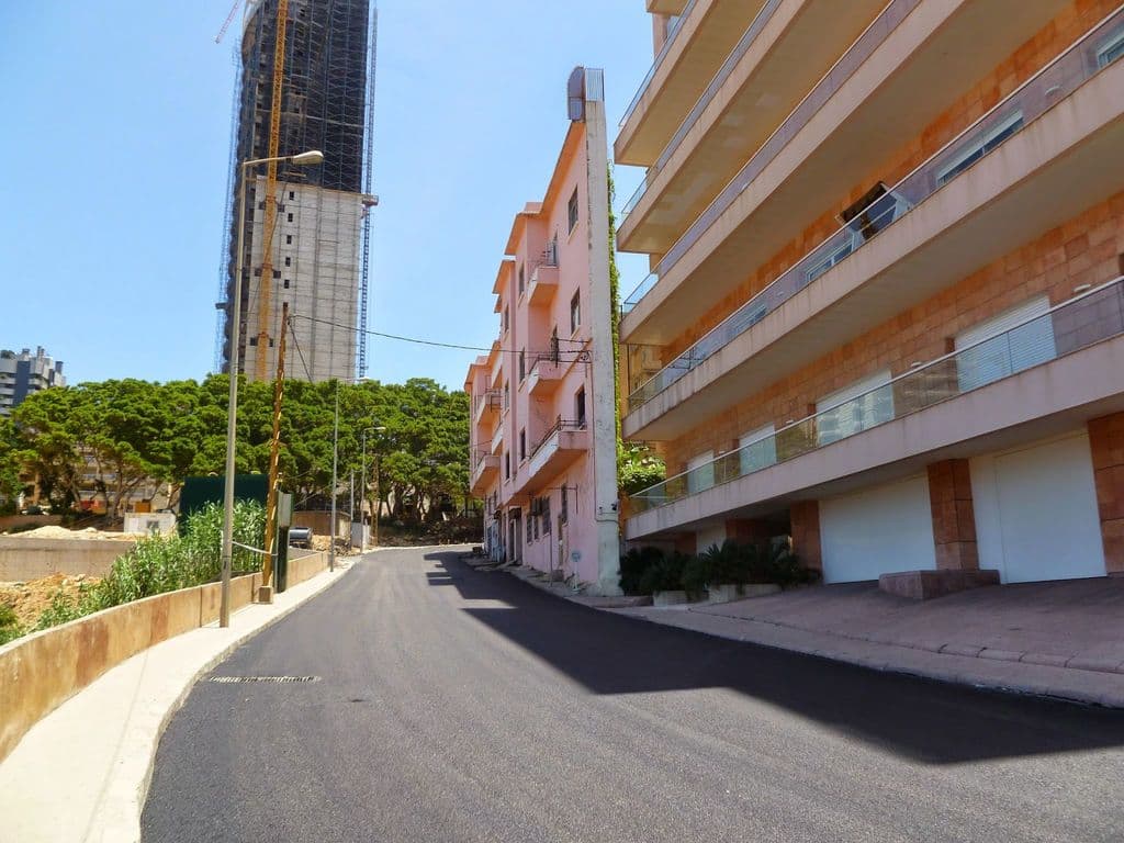 مبنى ”البعصة“