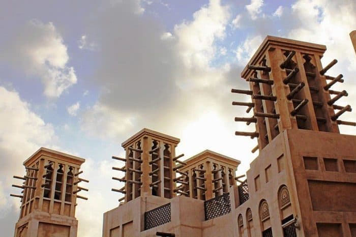 مبنى في إيران