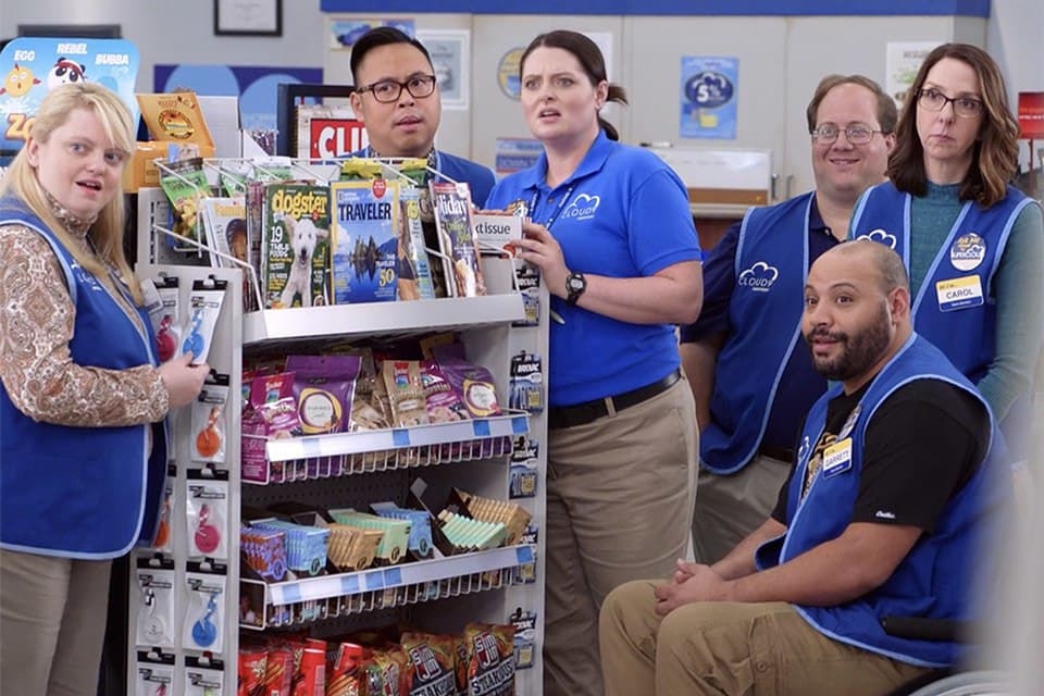 مسلسل Superstore، الحلقة 12 بعنوان Rebranding من الموسم الثاني