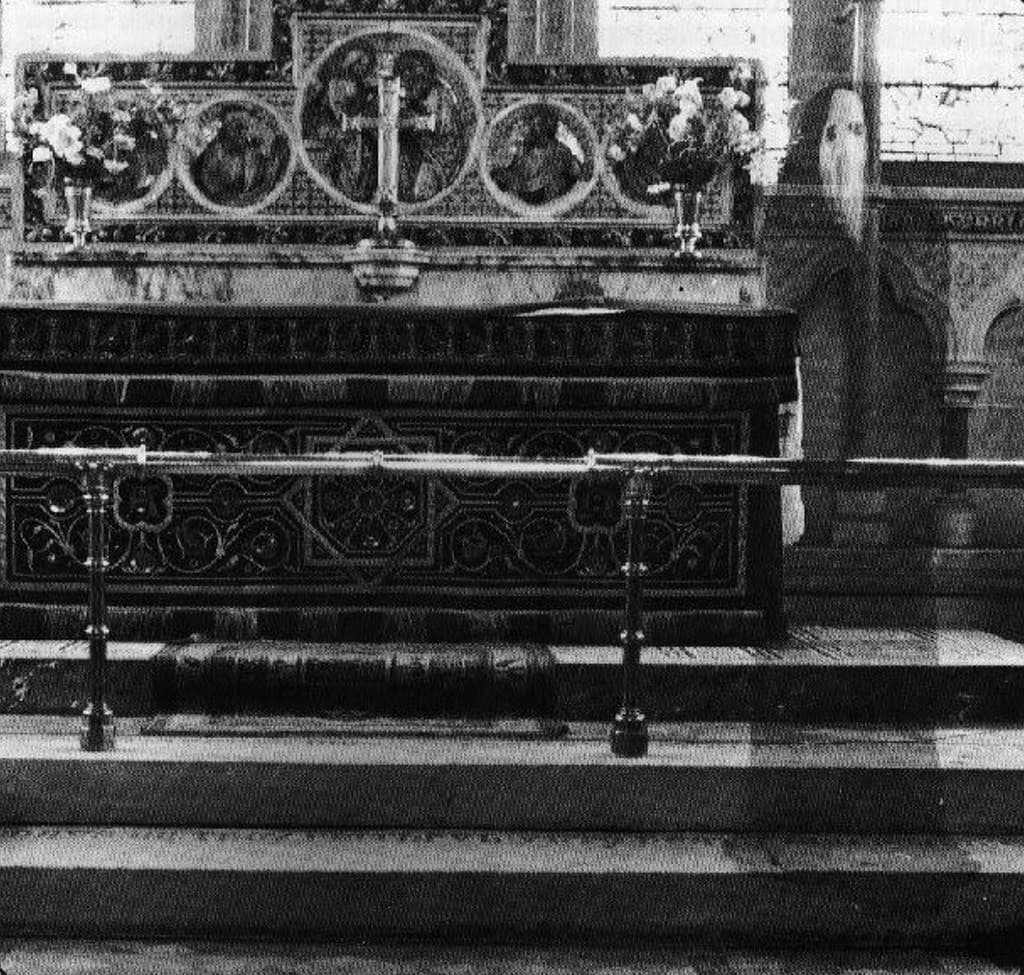 شبح كنيسة (نيوباي) المزعوم - صورة: Reverend K. F. Lord/Wikimedia Commons