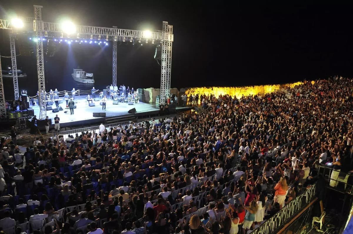 مهرجان البترون الدولي.