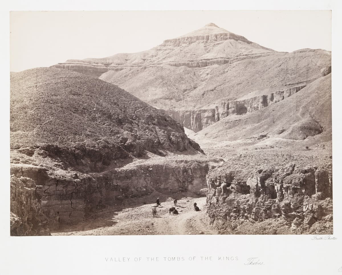 وادي الملوك، في طيبة في مصر سنة 1857.