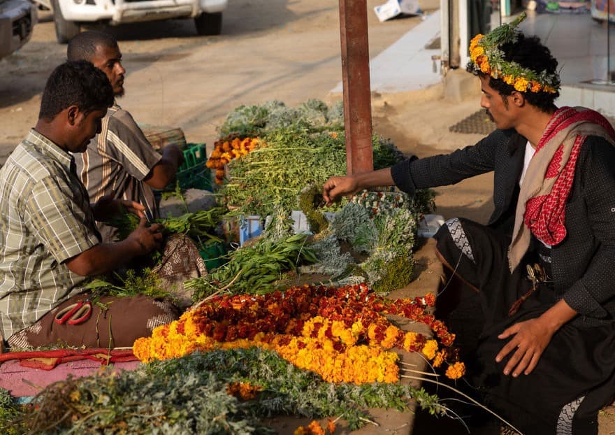 رجال الزهور في السعودية