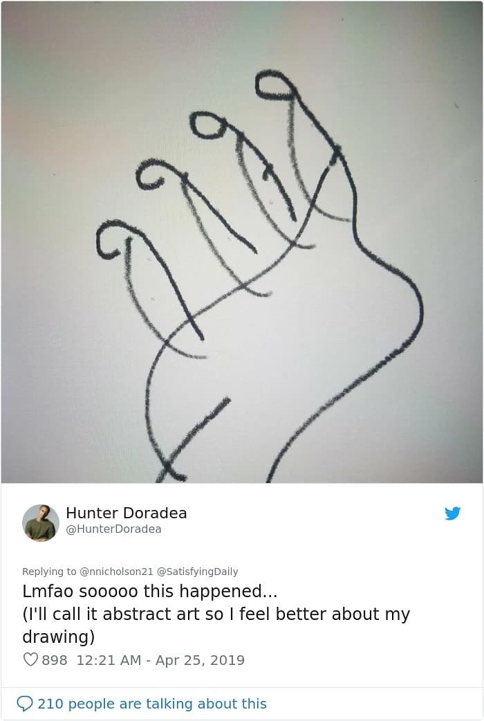 مسودة رسمة يد بشرية