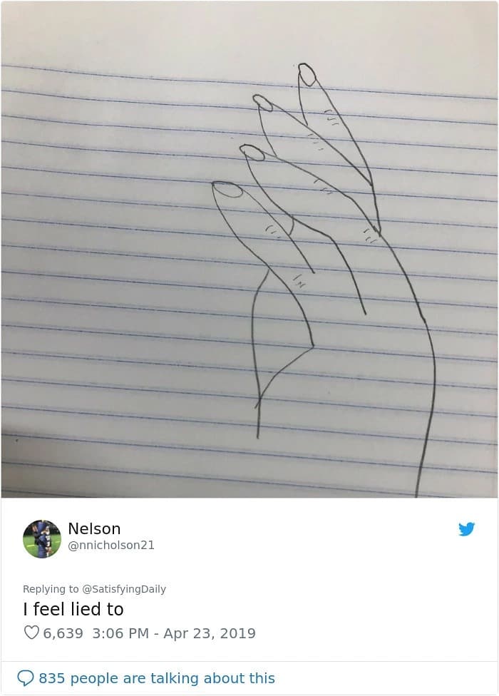 مسودة رسمة يد بشرية