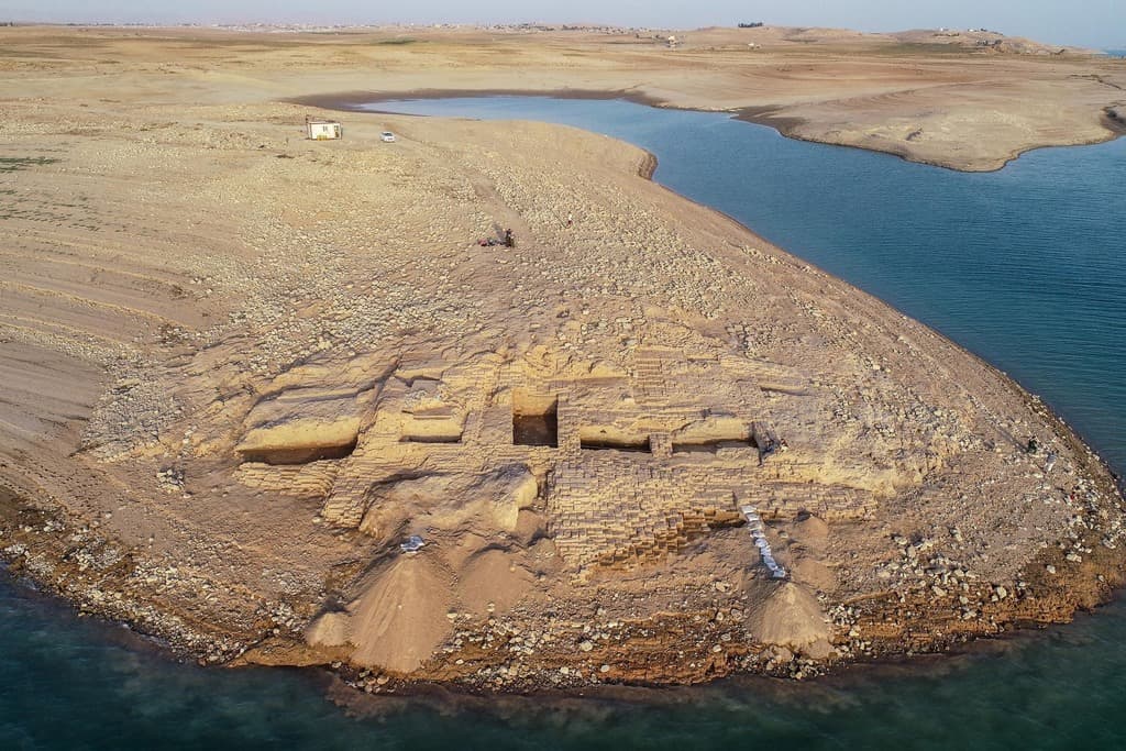 صور تظهر الآثار المكتشفة