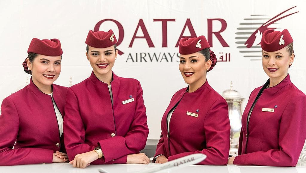 مضيفات الطيران على متن الخطوط الجوية القطرية