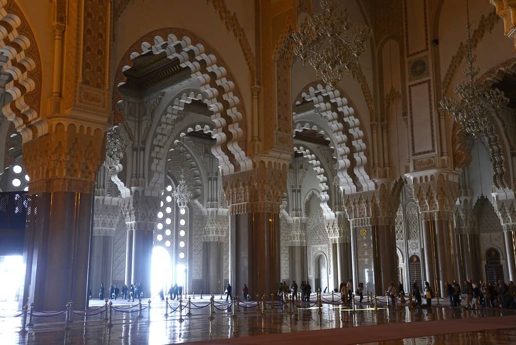 مسجد الحسن الثاني من الداخل