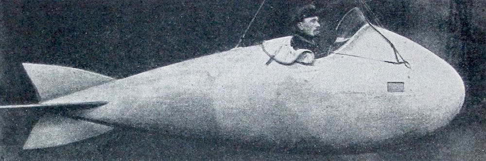 منطاد زبلين للجوسسة.