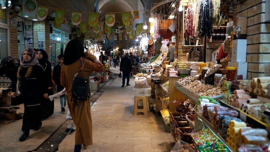 شاب أوروبي يزور كردستان العراق