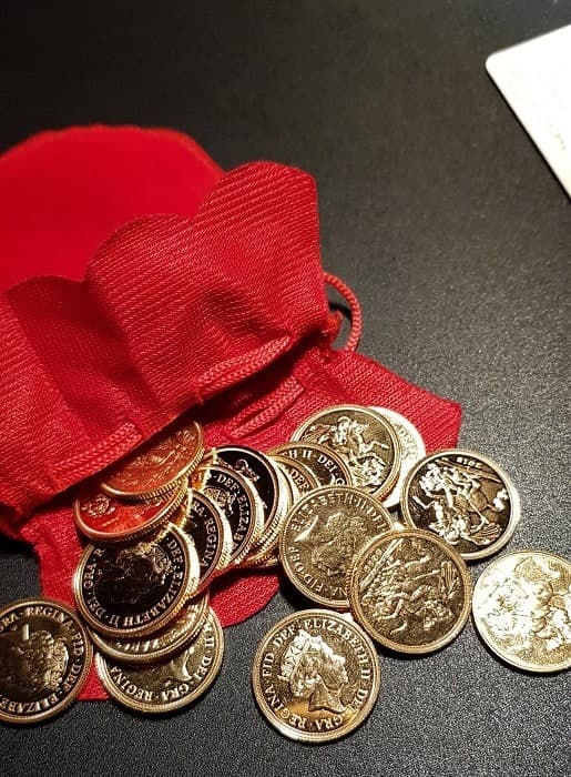 20 قطعة ذهبية بإصدار نموذجي من وزارة الدفاع البريطانية