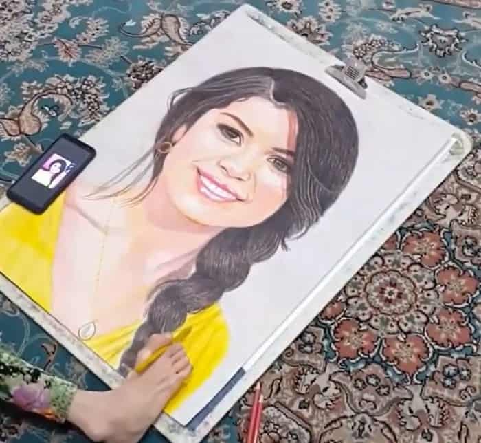 لوحات فنية من إبداع فاطمة حمامي نصر آبادي