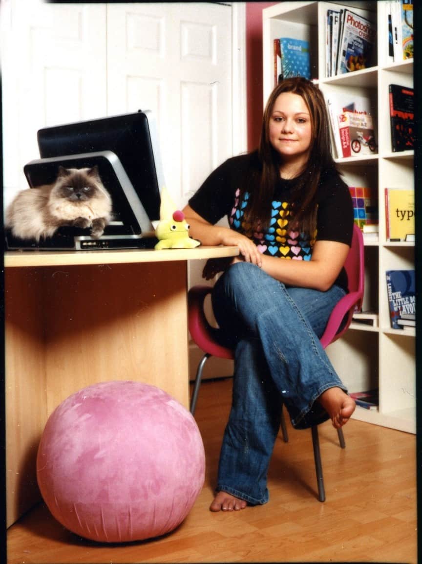 6. أشلي كولز Ashley Qualls