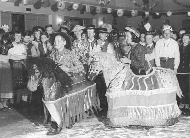 احتفال بعيد Jugendweihe في (سونبرغ) سنة 1958.