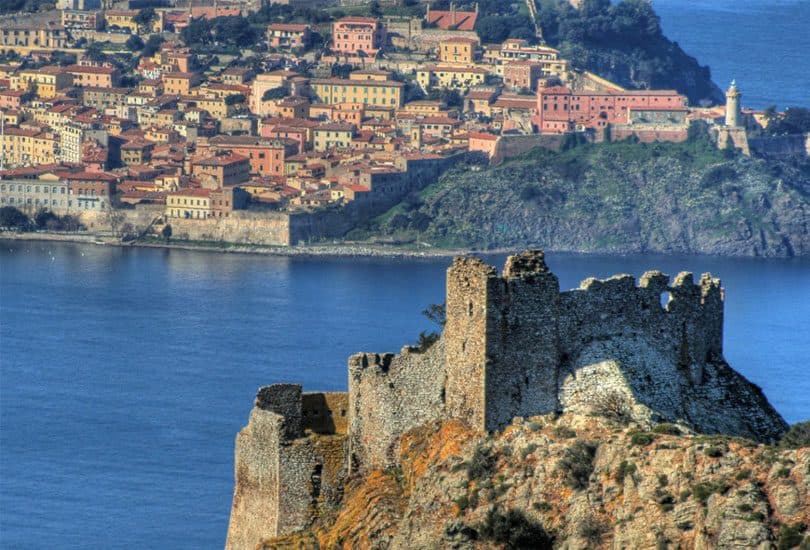 جزيرة إلبا (Elba) المتوسطية