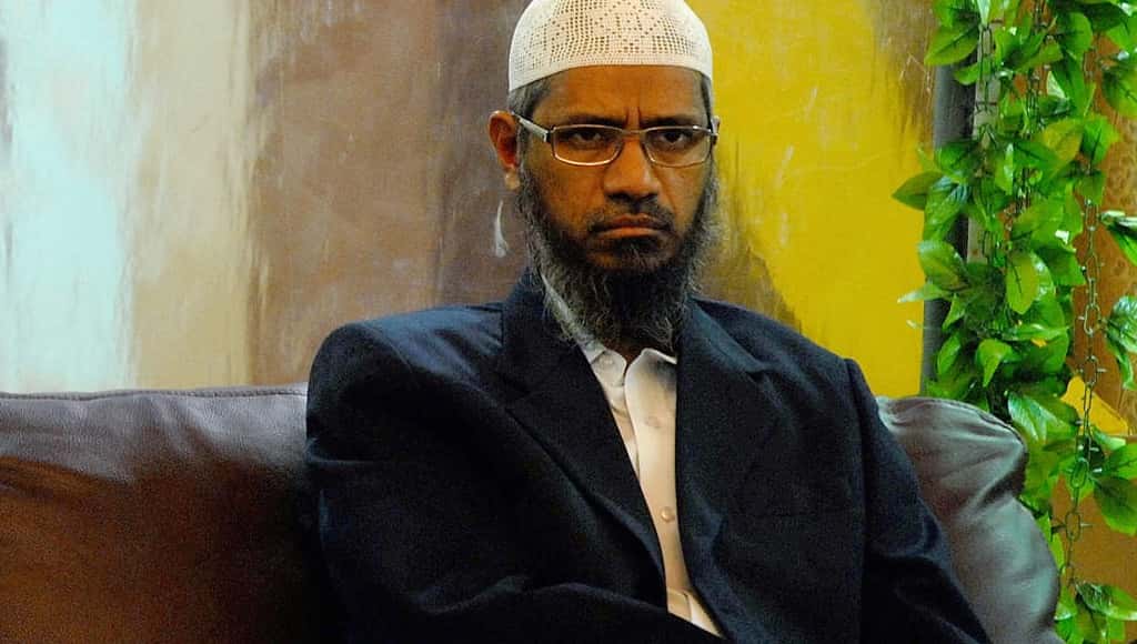 ذاكر نايك