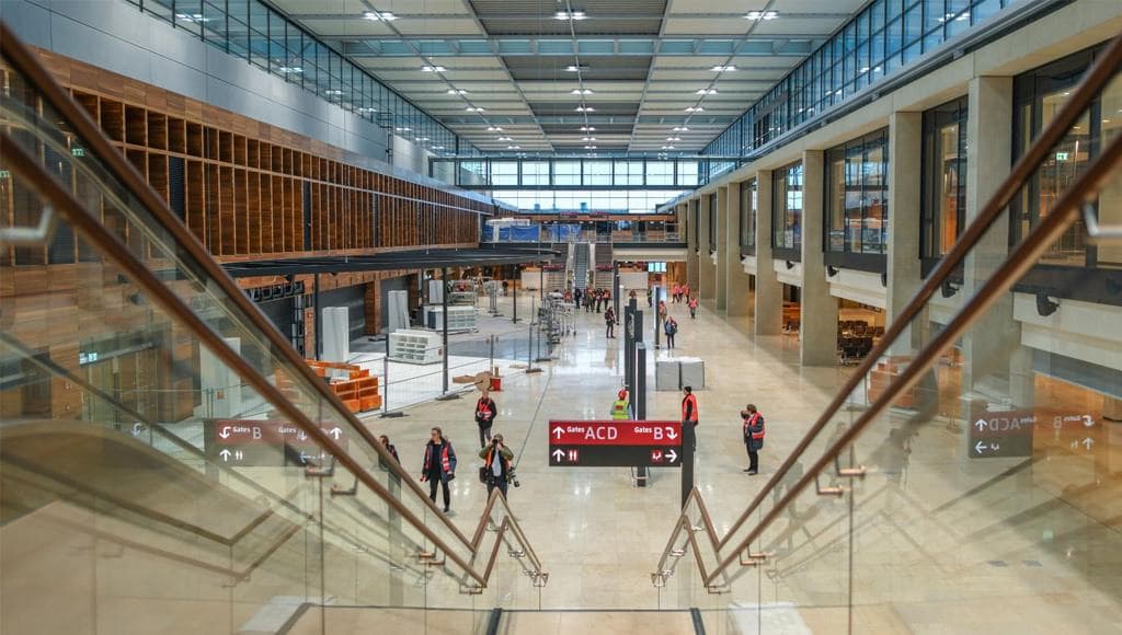 مطار برندنبرغ ببرلين