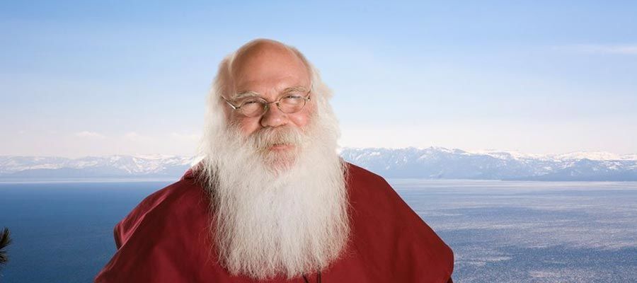 ”سانتا كلوز“ رئيس مجلس المدينة في ”القطب الشمالي، ألاسكا“