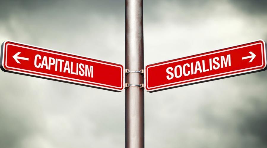 الاشتراكية مقابل الرأسمالية