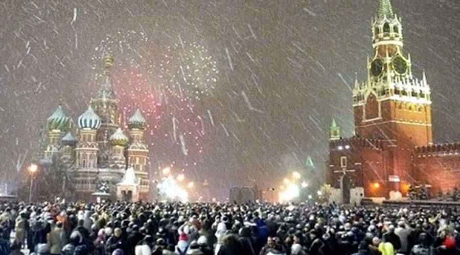 رأس السنة في الساحة الحمراء في موسكو