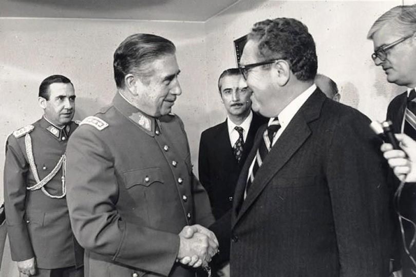 وزير الخارجية الأمريكي هنري كسنجر في لقاء مع الجنرال بينوشيه