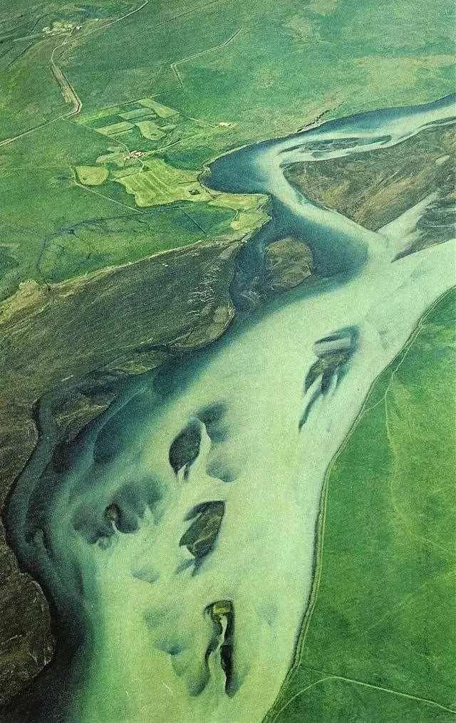 نهر Huita في آيسلندا