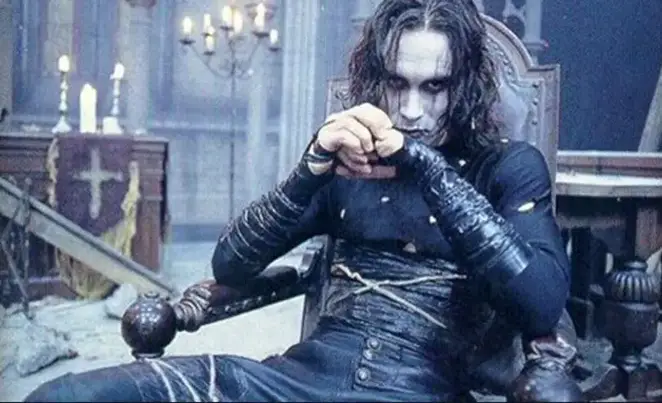فيلم ”The Crow“ سنة (1994)