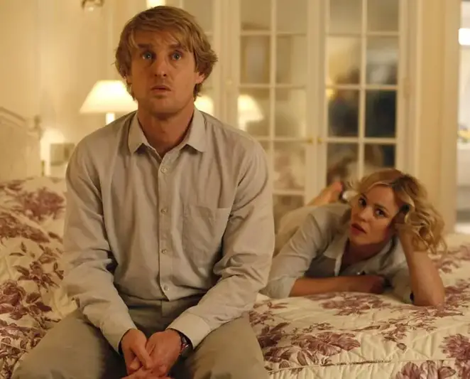 فيلم ”Midnight in Paris“ سنة (2011)