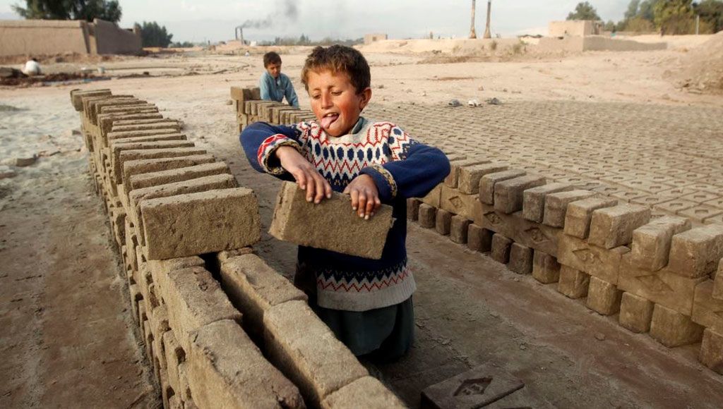 عمالة الاطفال في افغانستان