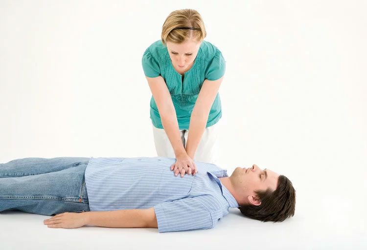 الإنعاش القلبيّ الرؤي CPR” Cardiopulmonary Resuscitation“