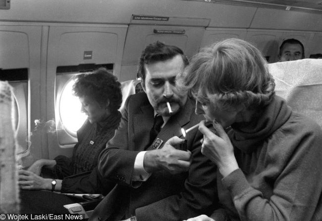التدخين على متن الطائرات