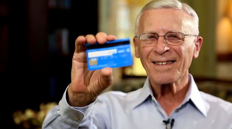 روبن كلاين مطور الشريط المغناطيسي على بطاقات الإئتمان