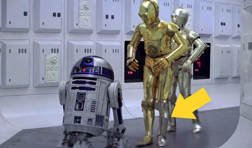 قدم الروبوت ”3-CPO“ في فيلم ”Star Wars“