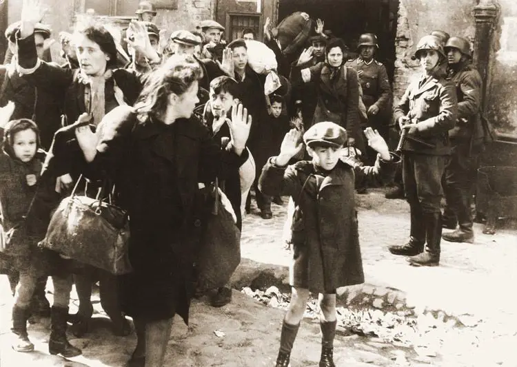 انتفاضة حي اليهود الفقير في (وارسو)